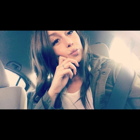 nicolesloggett